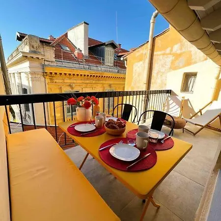 Beautiful Floor & Terrasse *
