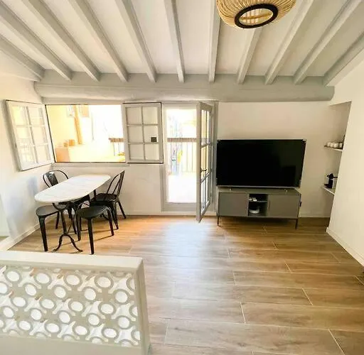 Beautiful Floor & Terrasse ניס